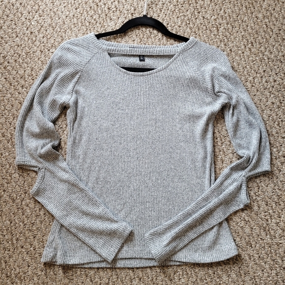 Derek Heart sweater size M with open elbows - Picture 1 of 9